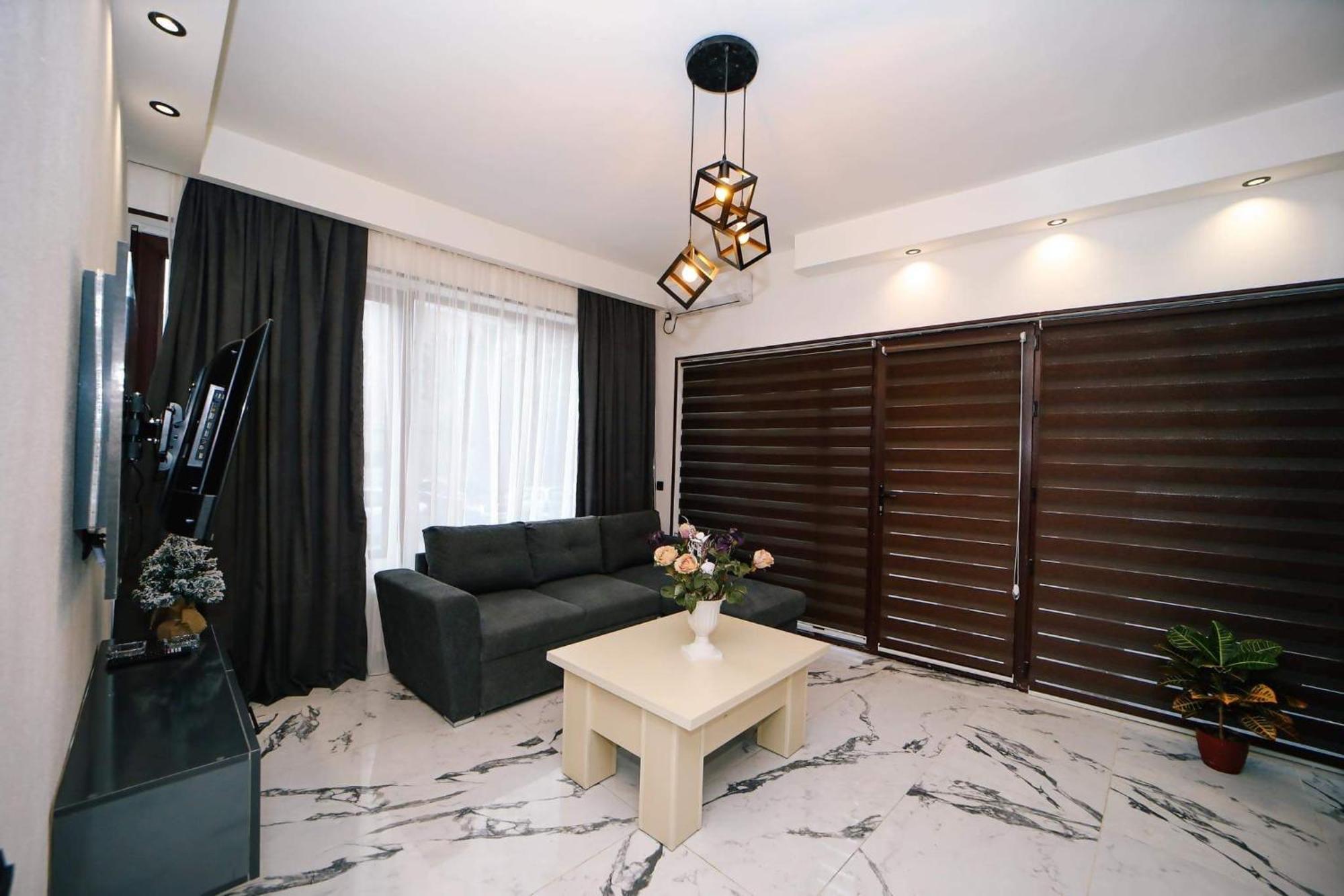 Grand Gmp Hotel Tbilisi Bagian luar foto