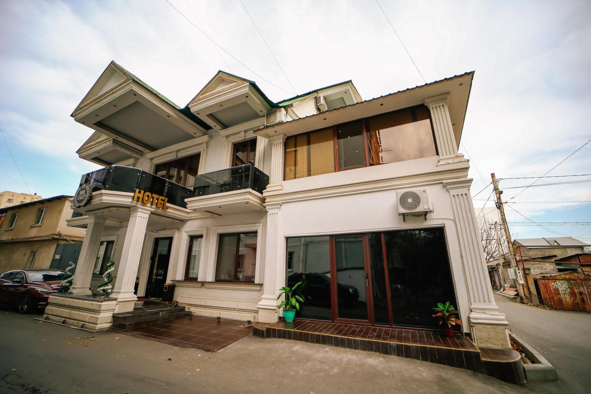 Grand Gmp Hotel Tbilisi Bagian luar foto